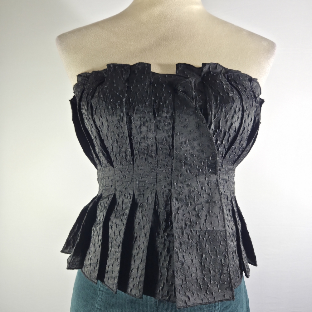 URBAN REVIVO Chic Black Textured Strapless Blouse